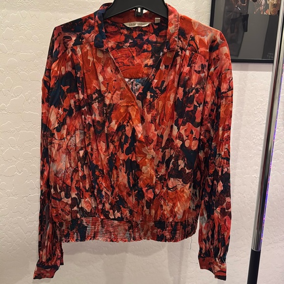 Soft Surroundings Button Up Top - Picture 1 of 6